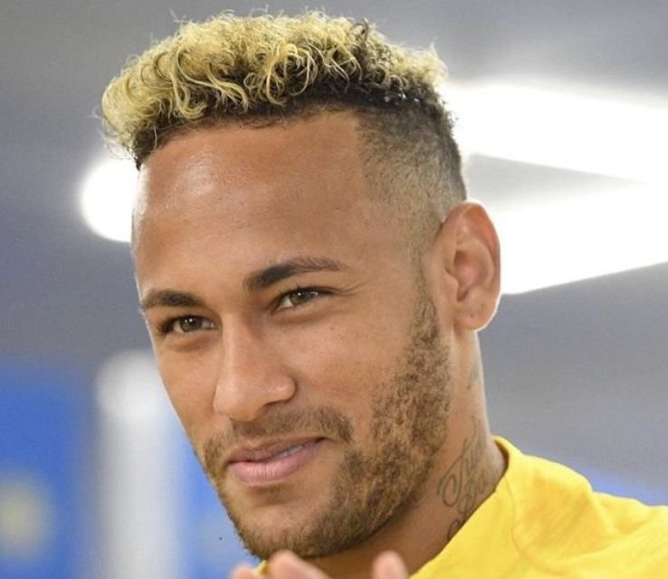 Neymar – Short Curly Hair Fade