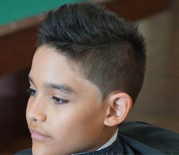Textured Swept Crew Cut