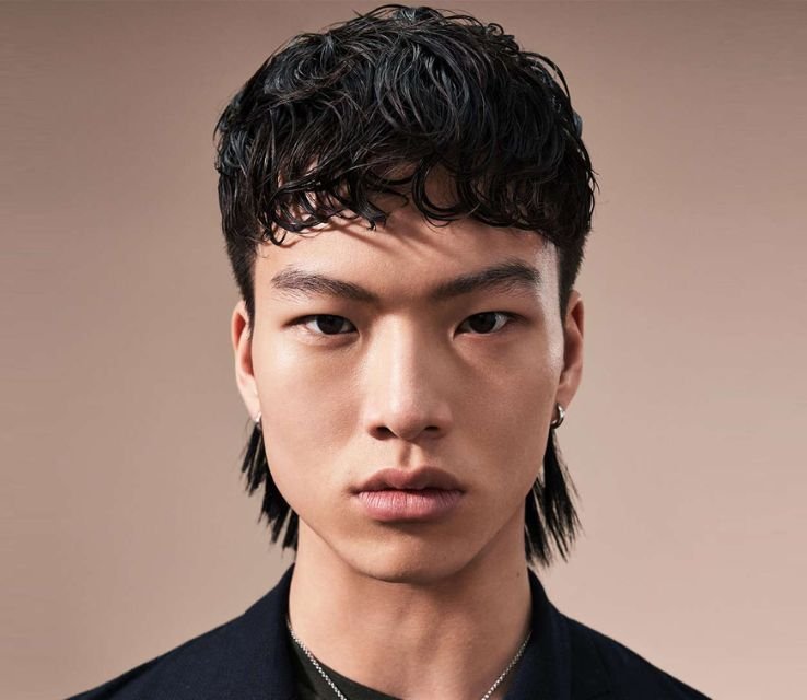 Modern Wolf for Oval Face Hairstyles Men