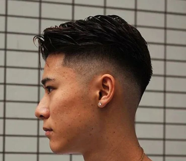 Trendy Short Hair with Low Skin Fade